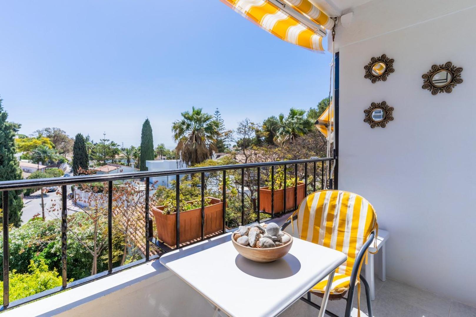 Апартаменты Guestready - Chasing The Sun In Malaga Марбелья Экстерьер фото